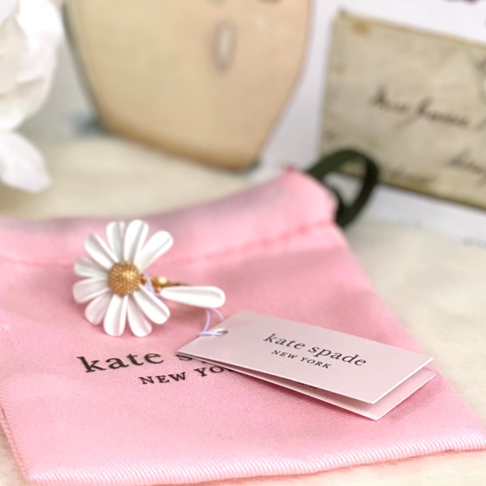 RELISTED- NWT KATE SPADE ♠️ INTO THE BLOOM RING - 7 - Picture 6 of 8